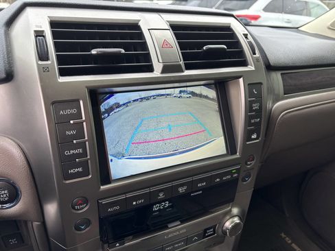 Used 2019 Lexus GX 460 Premium image 23