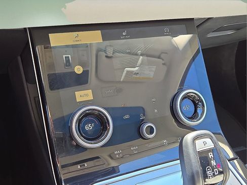 Used 2023 Land Rover Range Rover Evoque SE image 27