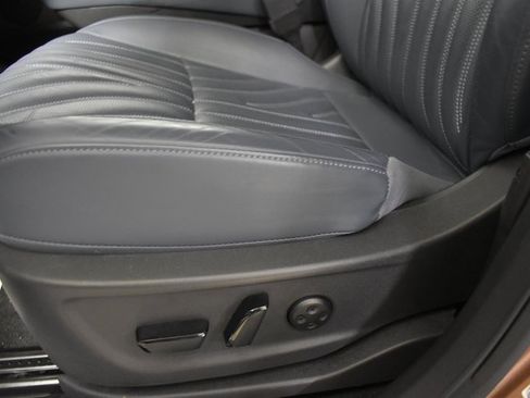 Certified 2023 Nissan Ariya image 12