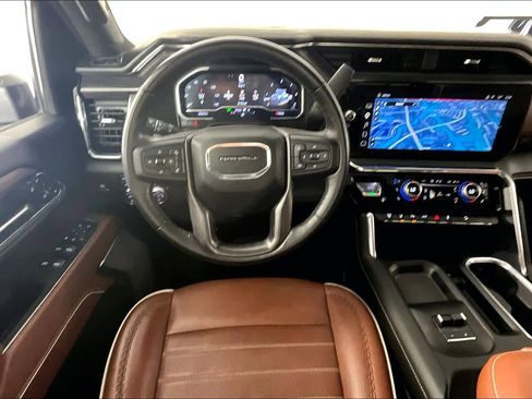 Certified 2024 GMC Sierra 2500 Denali Ultimate w/ Max Trailering Package AWD/4WD image 6