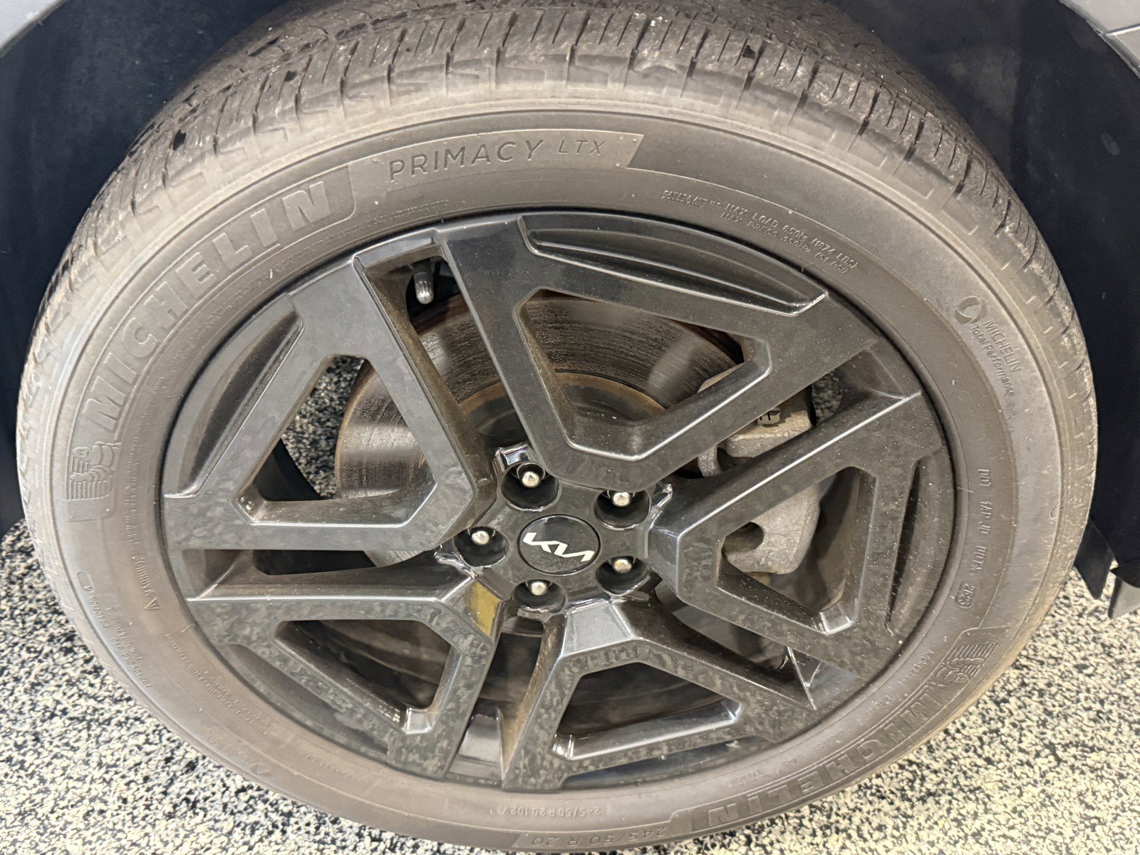 Used 2024 Kia Telluride EX X-Line AWD/4WD image 29
