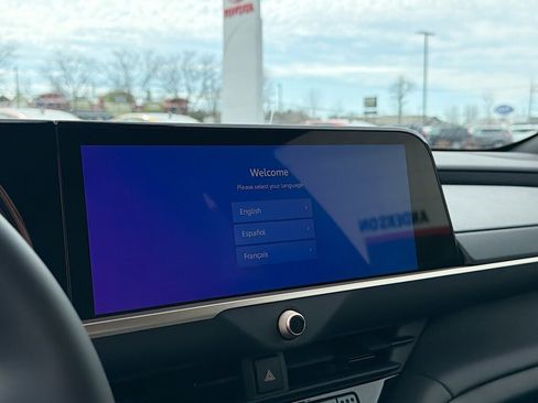 New 2026 Toyota Crown Platinum image 10