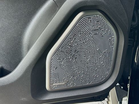 Used 2025 GMC Hummer EV 3X image 19