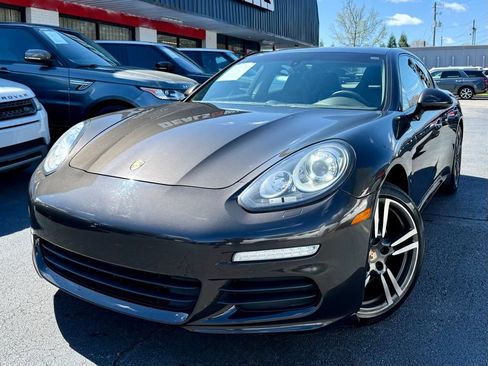 Used 2014 Porsche Panamera image 1