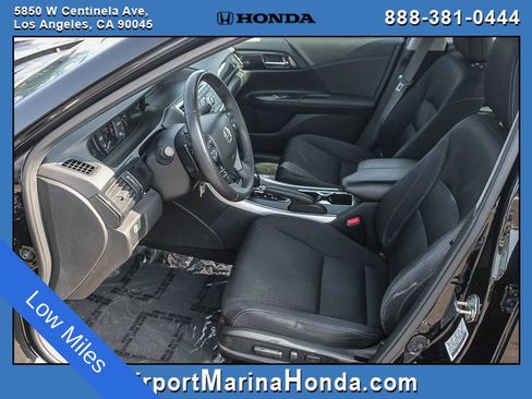 Used 2015 Honda Accord Sport image 13