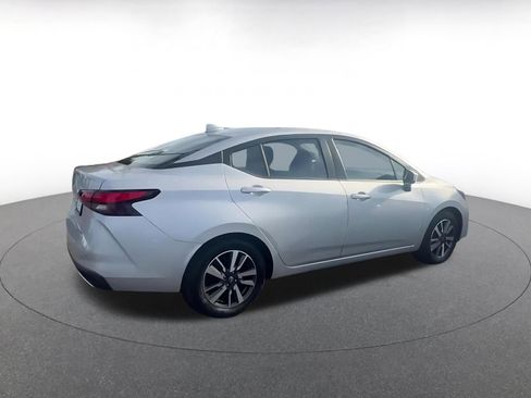 Used 2025 Nissan Versa SV image 15