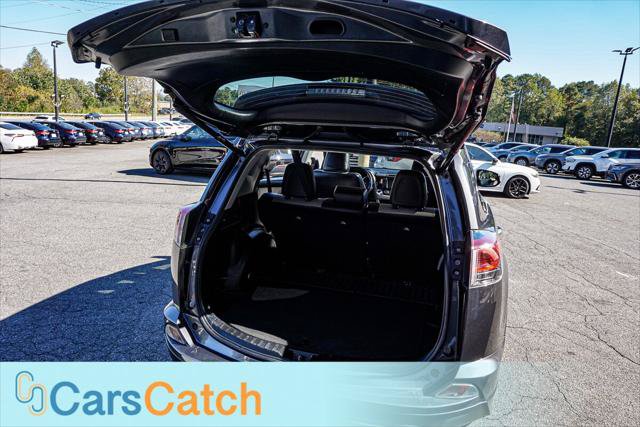 Used 2018 Toyota RAV4 Limited FWD image 35