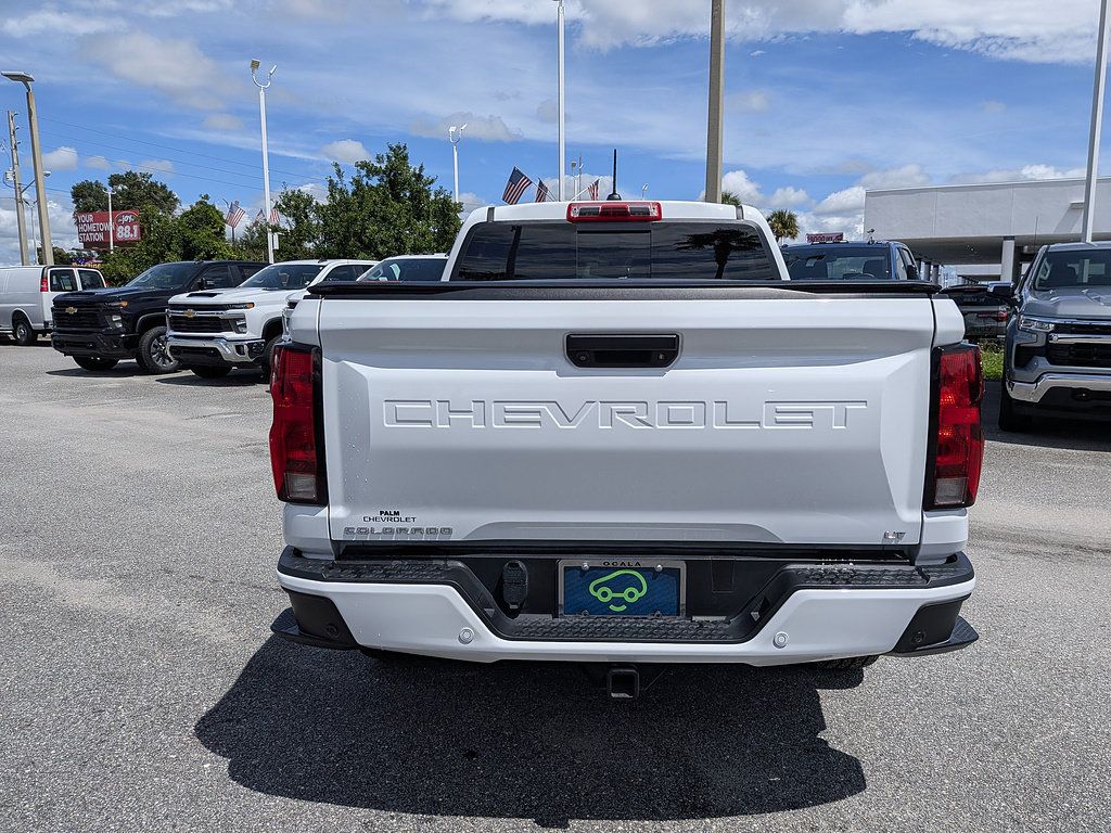 Certified 2024 Chevrolet Colorado LT w/ LT Convenience Package RWD image 4