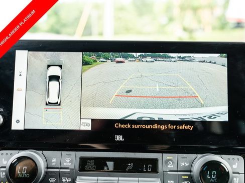 Certified 2024 Toyota Grand Highlander AWD image 22