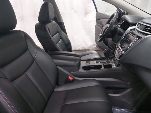 Used 2023 Nissan Murano SV image 10