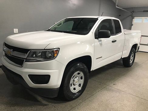 Used 2015 Chevrolet Colorado W/T w/ WT Convenience Package image 7