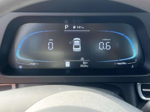 Certified 2026 Hyundai Elantra SE FWD image 24