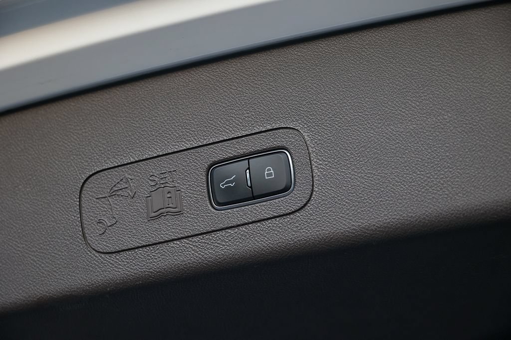 Certified 2022 Lincoln Aviator AWD w/ Premium Package image 39