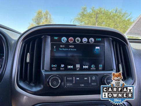 Used 2018 Chevrolet Colorado Z71 AWD/4WD image 19