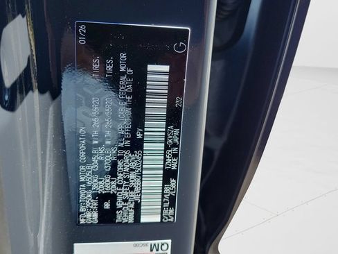 Used 2026 Toyota 4Runner Platinum AWD/4WD image 29
