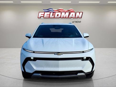 Used 2024 Chevrolet Equinox EV LT FWD image 9