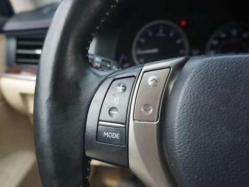 Used 2013 Lexus ES 350 w/ Luxury Pkg FWD image 7