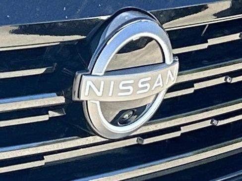 New 2026 Nissan Kicks SR w/ Illumination Package FWD image 10