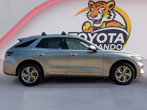 Used 2023 Genesis GV70 2.5T AWD/4WD image 4