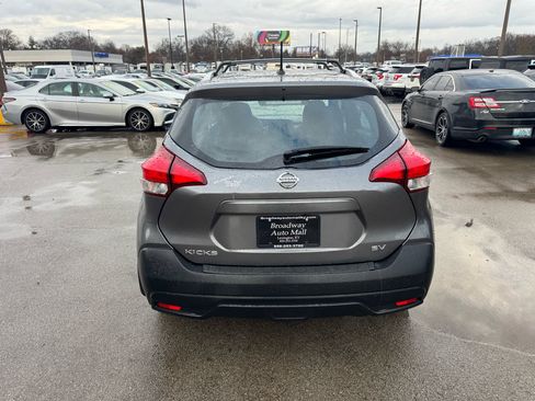 Used 2018 Nissan Kicks SV w/ Exterior Package image 4