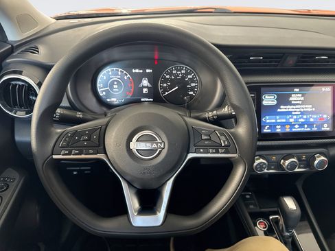 Used 2023 Nissan Kicks SV FWD image 17