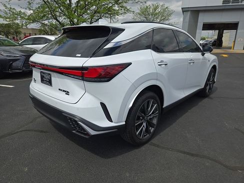 Used 2025 Lexus RX 350h w/ Convenience Package image 3