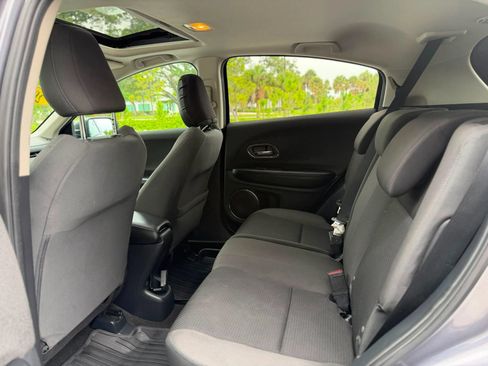 Used 2022 Honda HR-V EX image 22