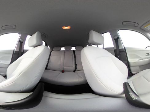 Used 2025 Hyundai Kona SEL image 42