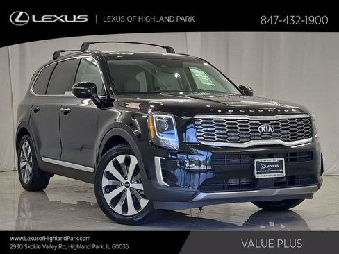 Used 2020 Kia Telluride S w/ S 8 Passenger Seating Package FWD image 1