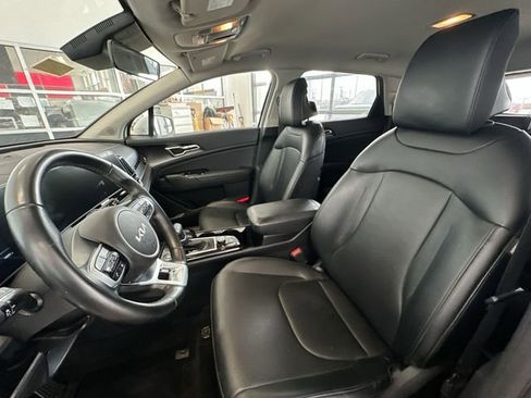Certified 2023 Kia Sportage EX image 15