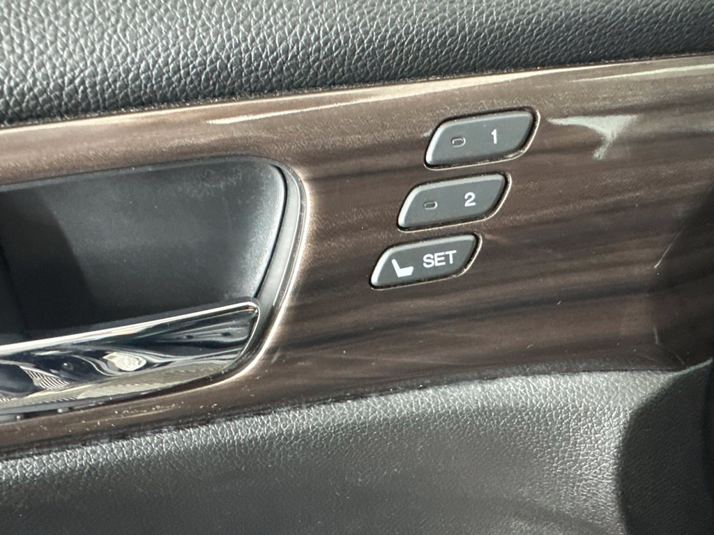 Used 2016 Honda Accord EX-L image 49
