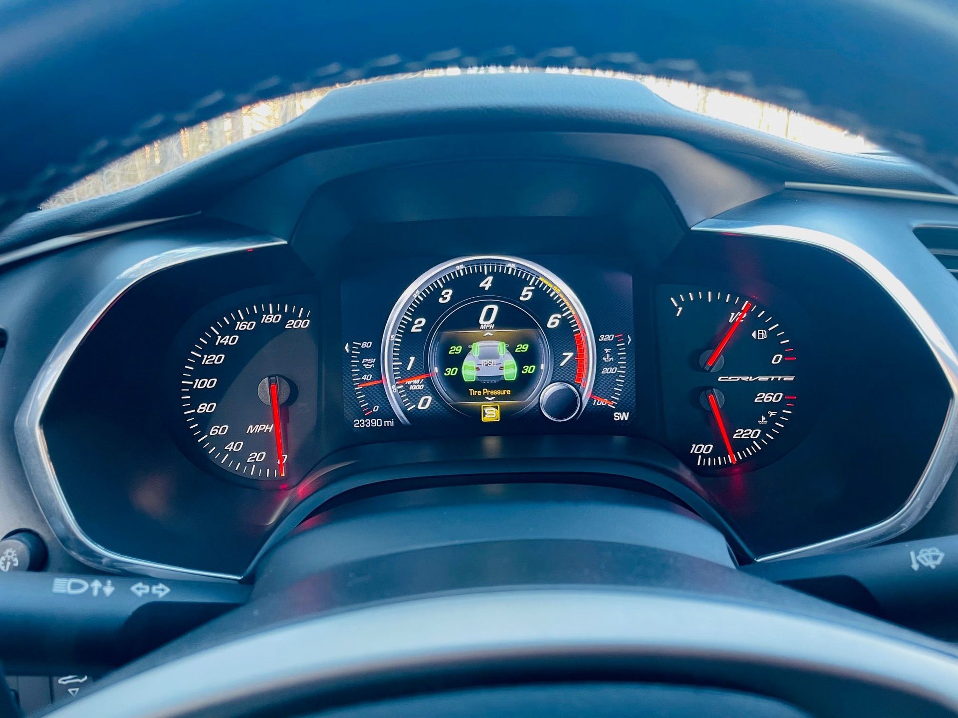 Used 2015 Chevrolet Corvette Stingray Convertible w/ 2LT Preferred Equipment Group RWD image 38