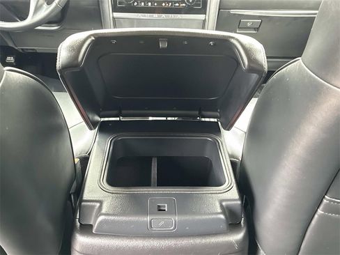 Used 2024 Nissan Armada SV w/ Cargo Package image 19
