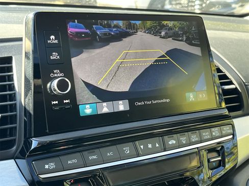 New 2026 Honda Odyssey EX-L image 15