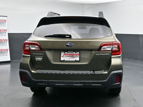 Used 2018 Subaru Outback 2.5i w/ Popular Package #1 image 8