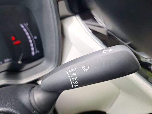 Used 2026 Toyota Corolla Cross L FWD image 22