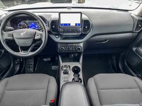 Used 2023 Ford Bronco Sport Badlands image 11