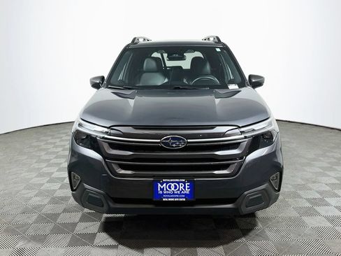 Used 2025 Subaru Forester Limited AWD/4WD image 2