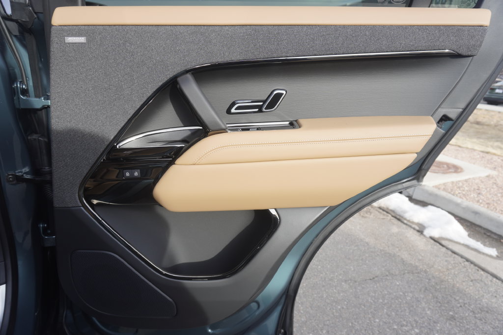 New 2026 Land Rover Range Rover Sport SE AWD/4WD image 25