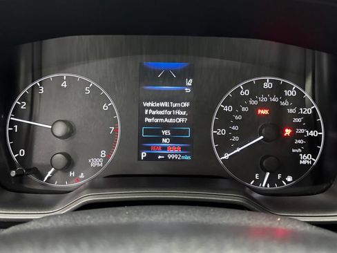 Used 2024 Toyota Corolla LE w/ LE Convenience Package FWD image 21