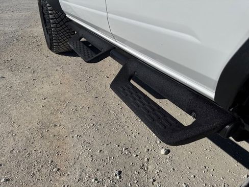 Used 2023 Ford Bronco Wildtrak image 11