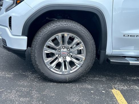 New 2026 GMC Sierra 1500 Denali AWD/4WD image 12