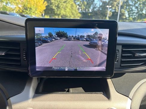 Used 2021 Ford Explorer 2WD image 13