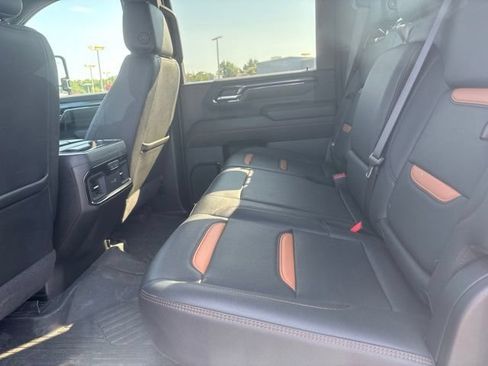 Used 2024 GMC Sierra 2500 AT4 w/ AT4 Premium Plus Package AWD/4WD image 15