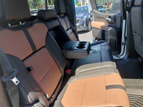 Used 2022 Chevrolet Silverado 1500 High Country image 21
