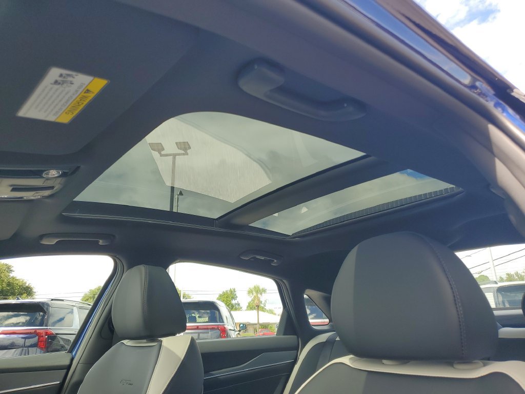 New 2027 Kia K5 GT-Line FWD image 7