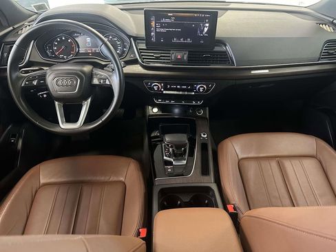 Used 2023 Audi Q5 2.0T Premium w/ Convenience Package AWD/4WD image 16