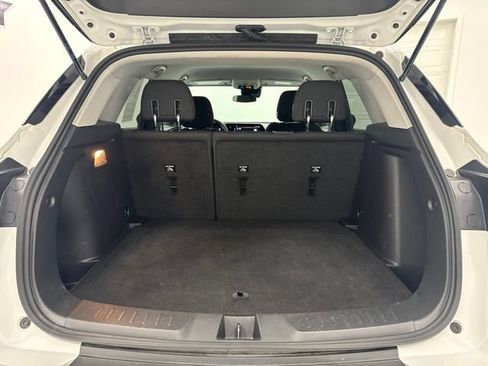 Used 2025 Chevrolet TrailBlazer LT AWD/4WD image 26