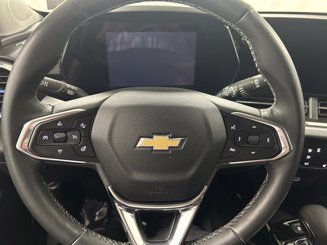 Used 2025 Chevrolet Trax LT w/ LT Convenience Package FWD image 18