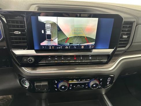 Used 2026 Chevrolet Silverado 1500 LTZ image 22